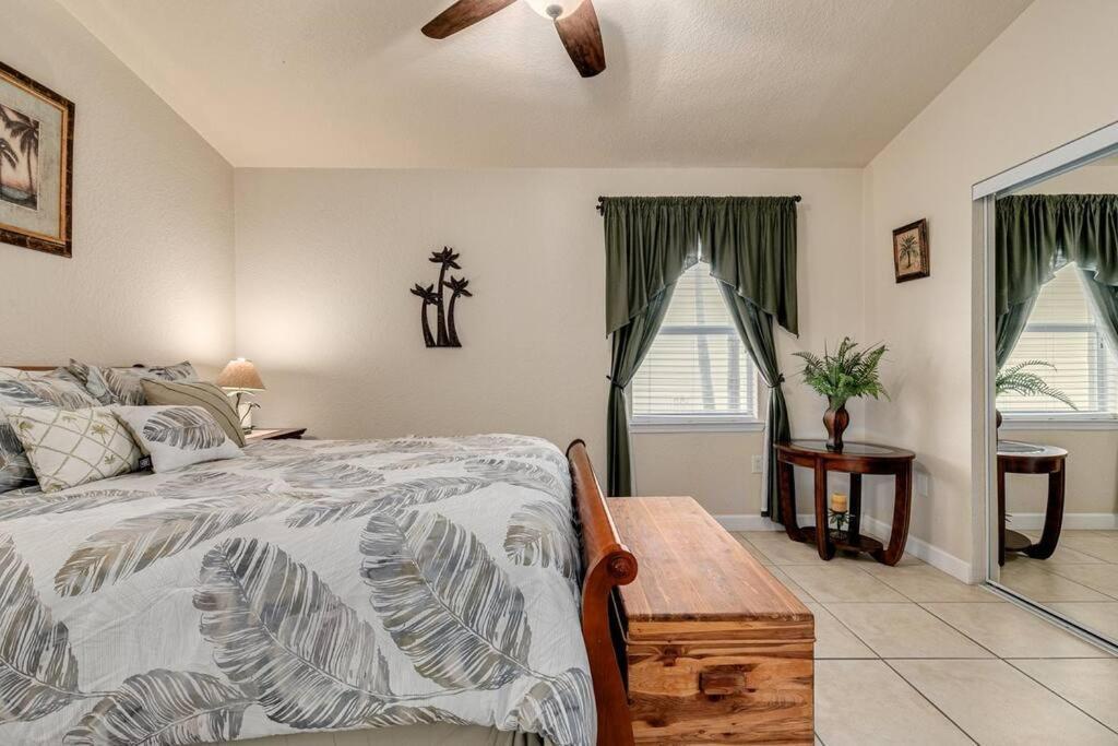 Walk To The Beach And Restaurants! - Coconut Villa'S Suite 2 St. Pete Beach Zewnętrze zdjęcie