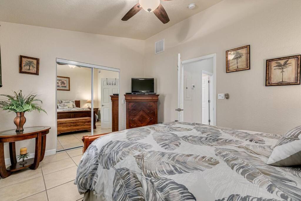 Walk To The Beach And Restaurants! - Coconut Villa'S Suite 2 St. Pete Beach Zewnętrze zdjęcie